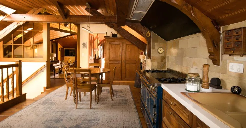 Maison individuelle à Nyon avec grand atelier/dépôt, proche du centre-ville – Foto 4 von 19