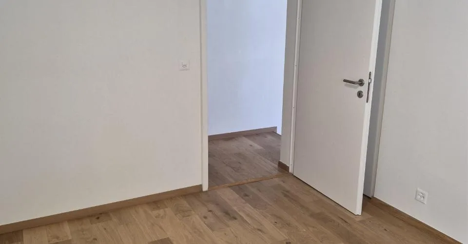Charmant appartement de cachet rénové – Foto 2 von 4