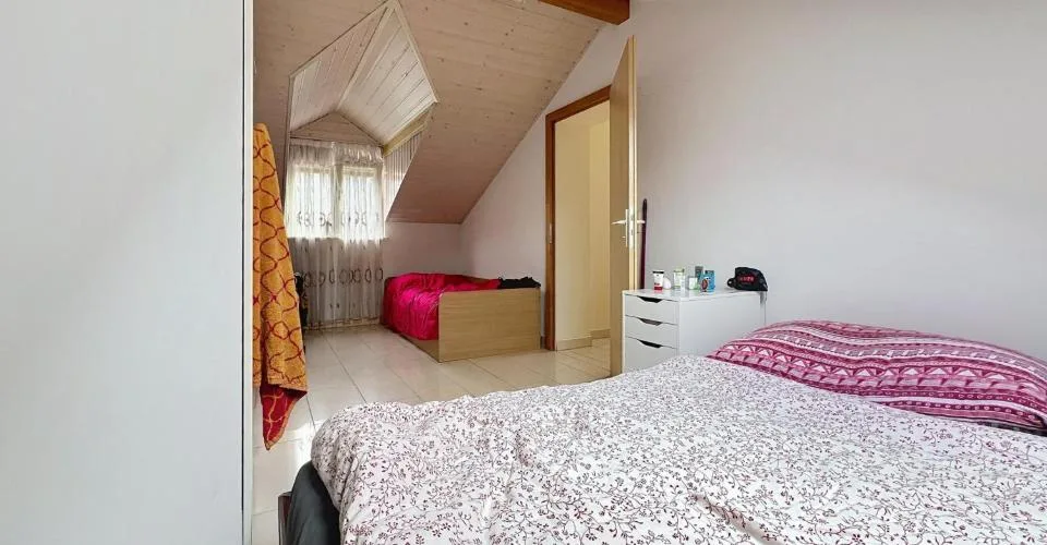 Grande Villa | Proche de toutes les commodités – photo 9 sur 11