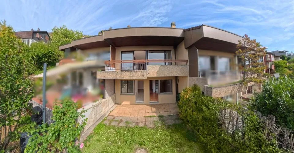 Ein familienfreundliches Haus mit freiem Blick – Foto 2 von 11