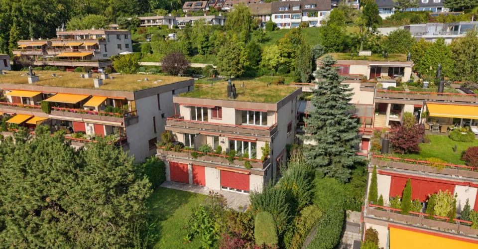 Helles Apartment mit großer Terrasse und Panoramablick auf den See – Foto 11 von 11