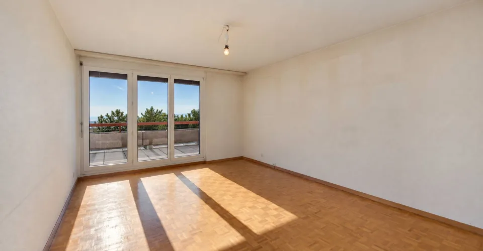 Helles Apartment mit großer Terrasse und Panoramablick auf den See – Foto 5 von 11