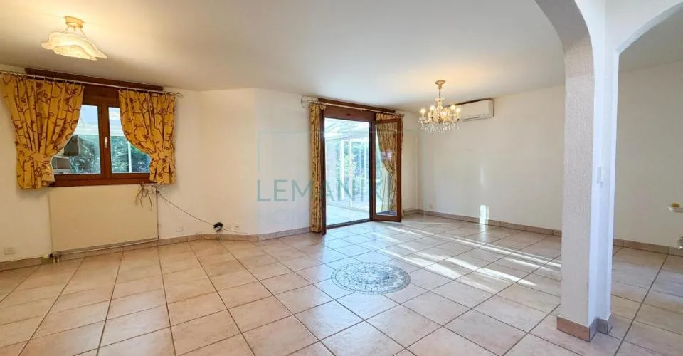 6 Zimmer Reihenfamilienhaus in Collonge-Bellerive – Foto 2 von 5