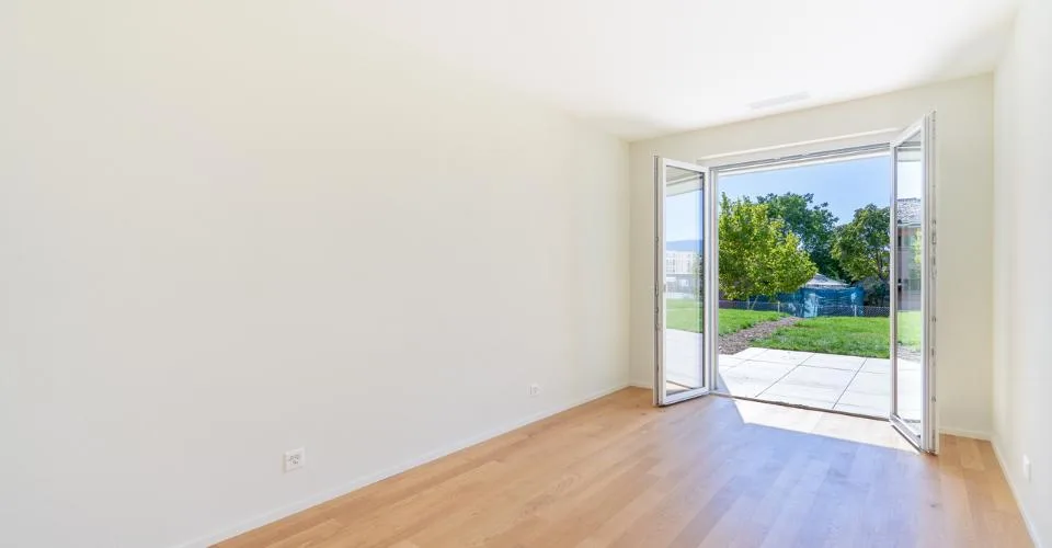 Bell'appartamento di 2,5 locali con giardino privato – foto 6 di 9