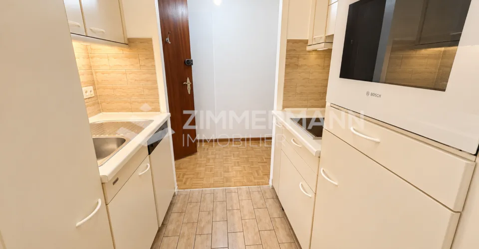 Helles Studio im Herzen von Malagnou - 7. Etage - Verkauf in SI – Foto 4 von 4