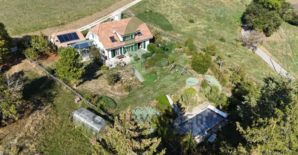 9 Zimmer Einfamilienhaus in Essertines-sur-Rolle – Foto 12 von 12