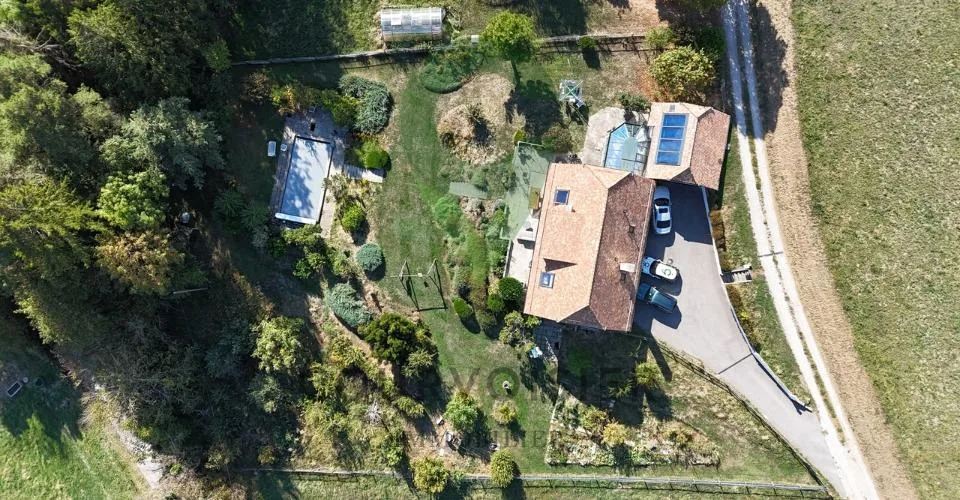 9 Zimmer Einfamilienhaus in Essertines-sur-Rolle – Foto 10 von 12