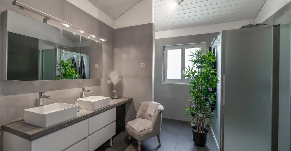 Somptueuse maison avec vue lac et piscine – Foto 9 von 13