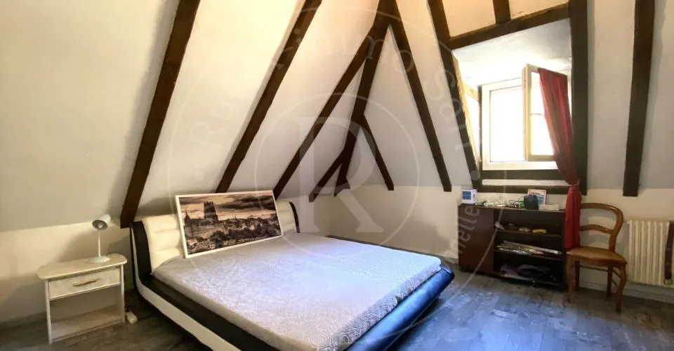 Une demeure de caractère au coeur de la vieille ville de Fribourg – photo 9 of 12