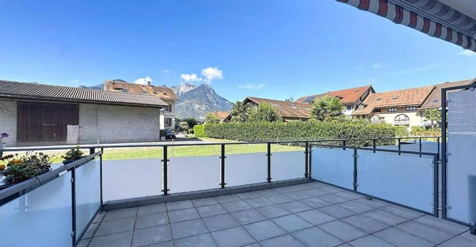 Spacieux 4.5 pièces de 127 m2 avec grande terrasse – Foto 1 von 21