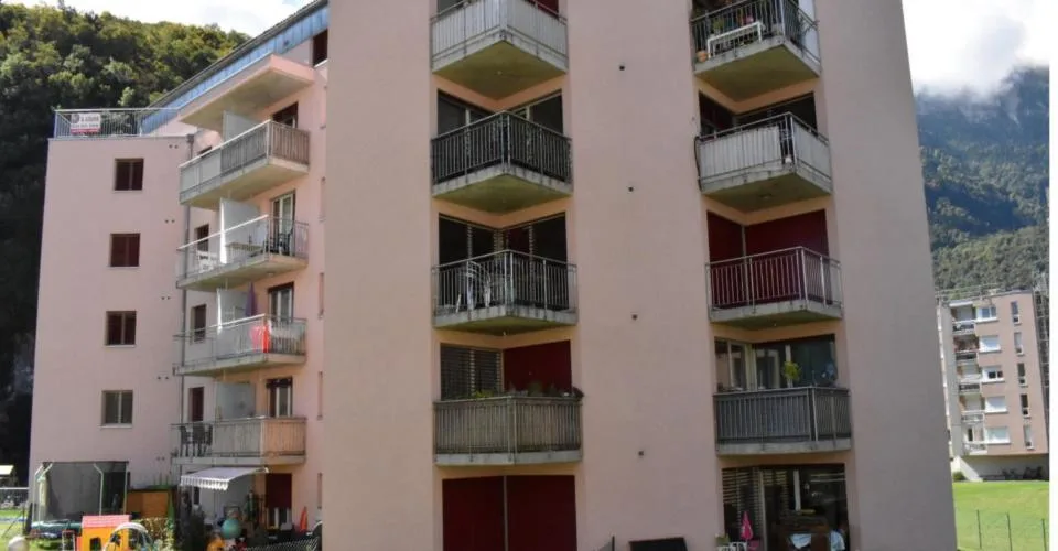 Charmant appartement de 2 pièces dans un quartier calme – Foto 3 von 3