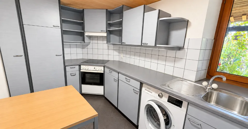 Charmant appartement de 2,5 pièces au rez-de-chaussée à Fontenais – photo 7 sur 10
