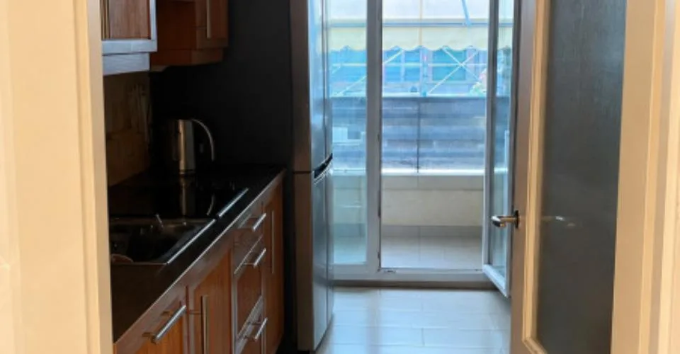 MAGNIFIQUE 4,5 PIÈCES DE 120 M² AVEC GRAND BALCON – Foto 3 von 9