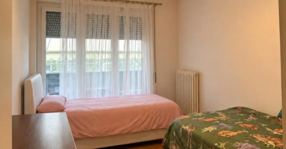 MAGNIFIQUE 4,5 PIÈCES DE 120 M² AVEC GRAND BALCON – Foto 6 von 9