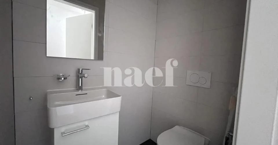 Magnifique duplex de 4,5 pièces au 4ème étage Ouest – Foto 9 von 11