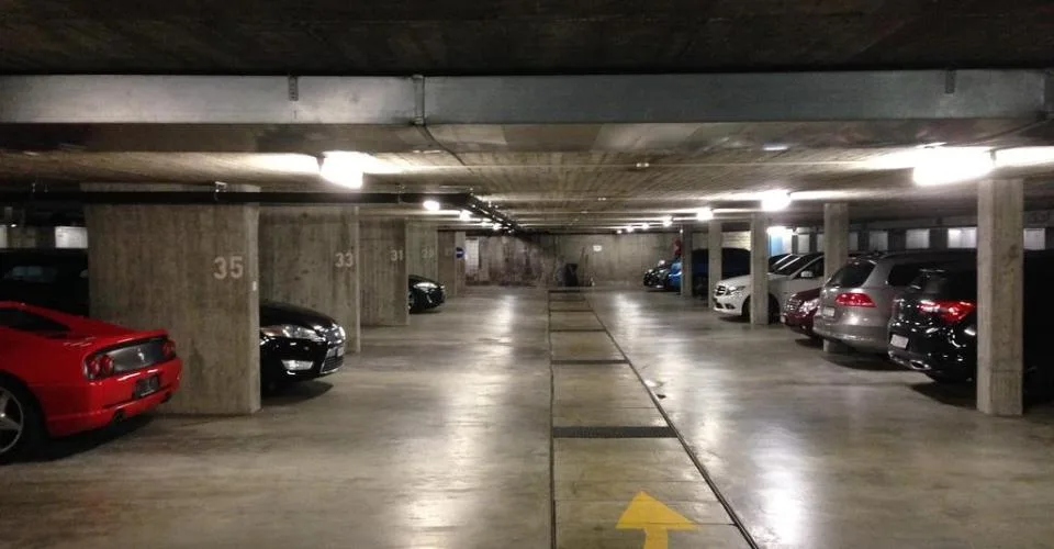 Autoeinstellplatz zu vermieten – Foto 2 von 2