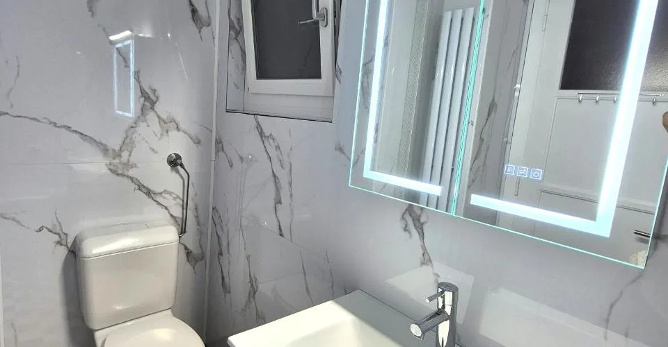 Appartement 2.5 pièces, rénové, proche de la gare Fribourg – Foto 4 von 12