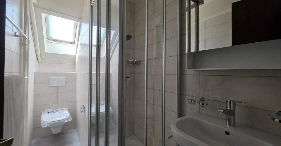 Charmantes Studio in der Charrière – Foto 3 von 3