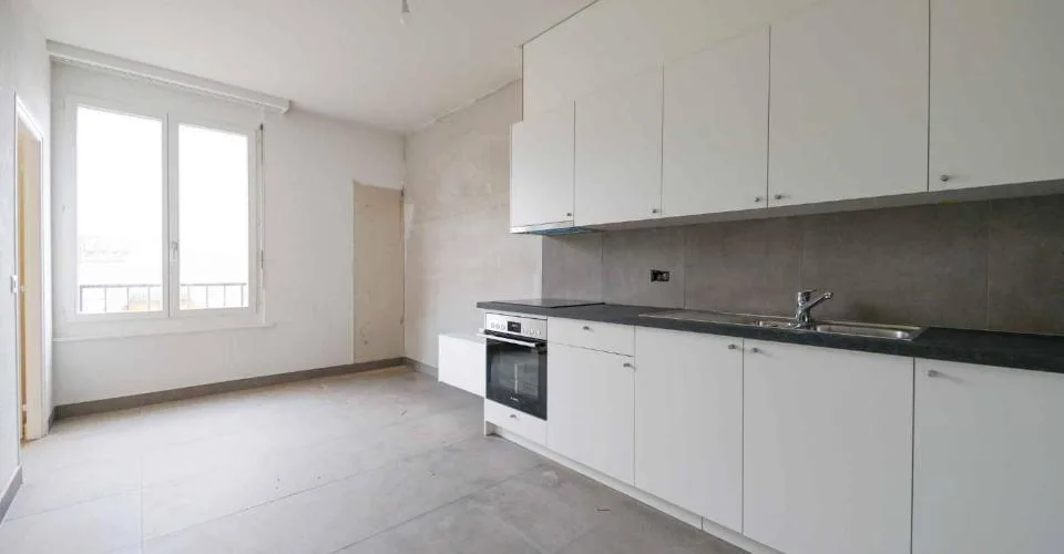 Rue A. TSCHUMI 8 - Appartement rénové de 5 pièces – Foto 2 von 5