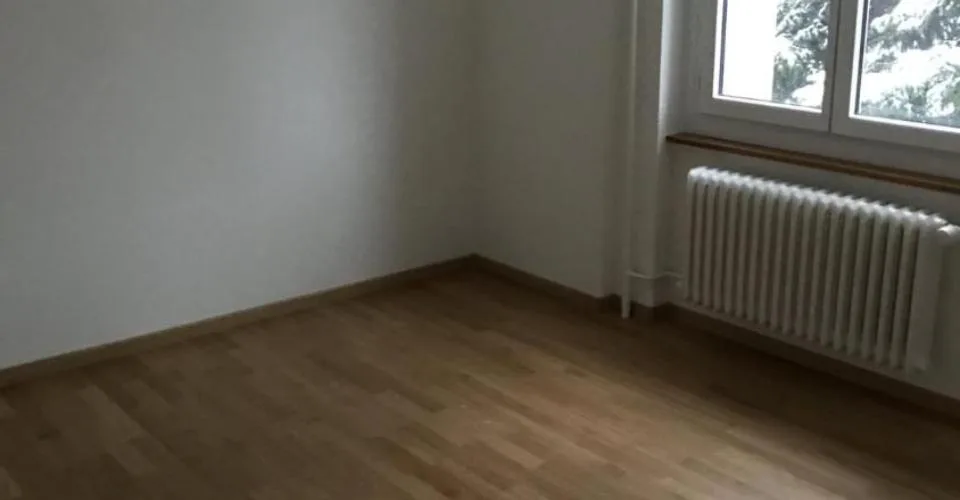 4 Zimmer Wohnung in La Chaux-de-Fonds – foto 4 di 7