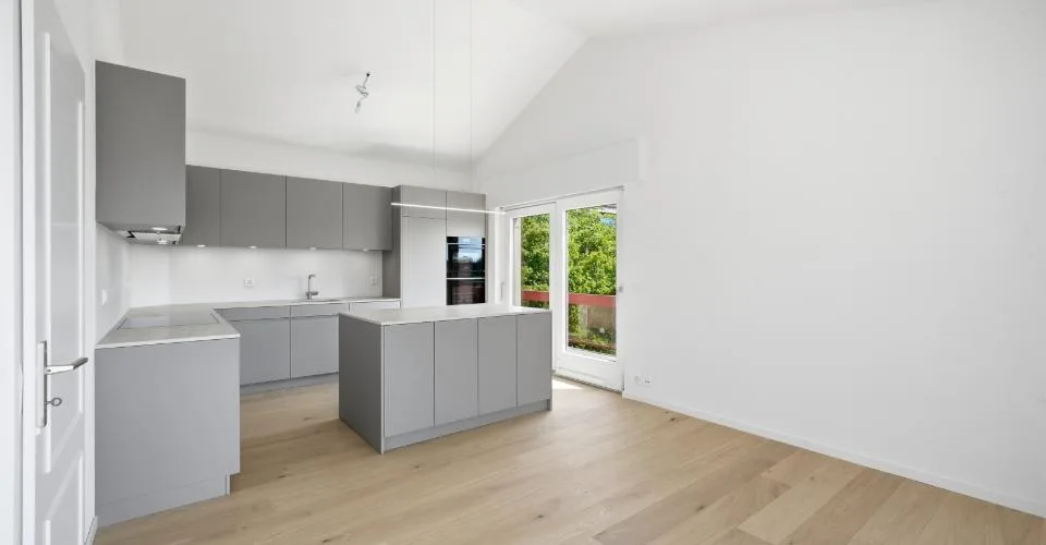 Appartement haut standing à 1025 St-Sulpice – photo 5 sur 12