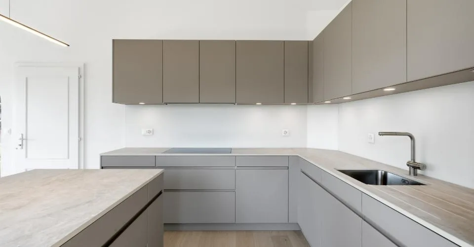 Appartement haut standing à 1025 St-Sulpice – photo 4 sur 12