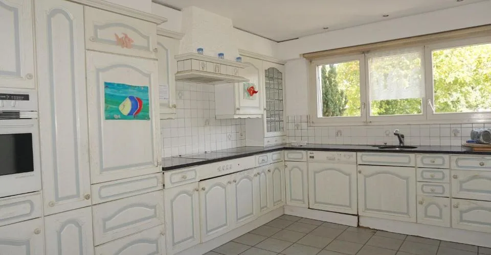 ARI-264 - Villa d'architecte sur un terrain de 1'661 m2 à Courtételle – Foto 6 von 13
