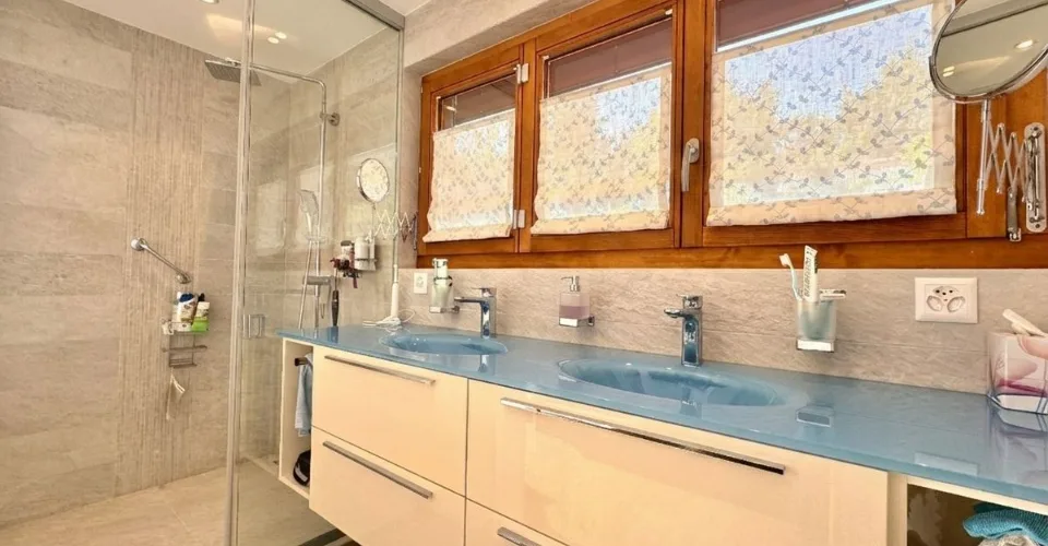 Magnifique appartement 5.5p, Ski-In / Ski-Out, aux pieds des remontées mécaniques de l'Arnouva-Signal – photo 10 sur 13
