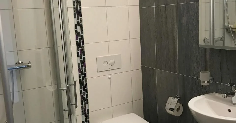 Spacieux appartement moderne de 6,5 pièces avec mezzanine à Villars-le-Terroir – Foto 13 von 18