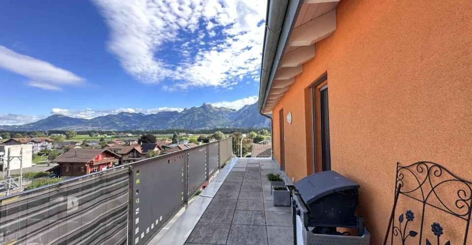 Bel appartement cosy en attique de 3.5 pièces avec Mezzanine et immense terrasse – photo 12 sur 13