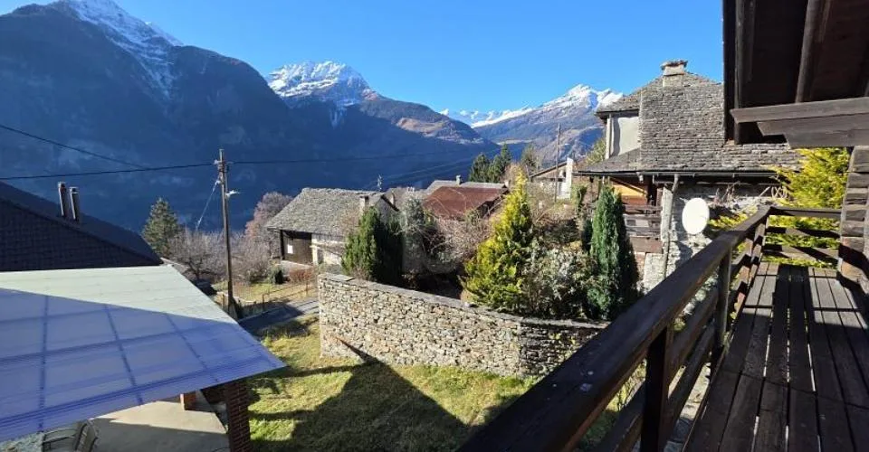 SPAZIOSA E SOLEGGIATA IN POSIZIONE TRANQUILLA – Foto 4 von 6