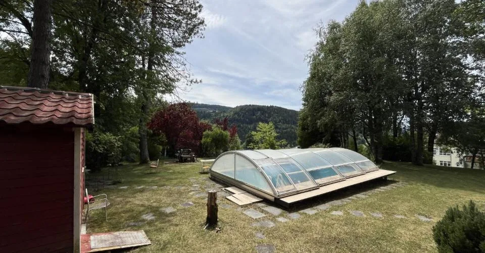 Maison de maître de 4 appartements avec piscine – Foto 4 von 13