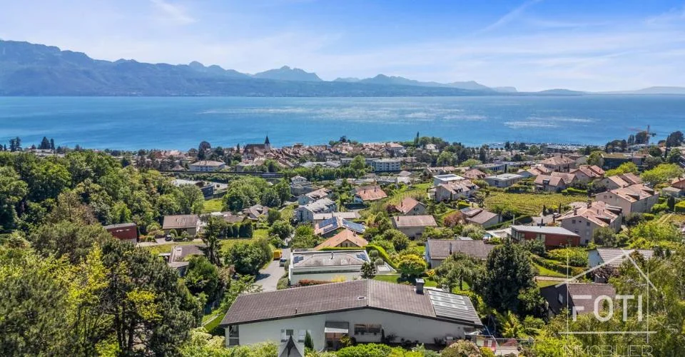 Duplex 5,5 p. de 231 m² - jardin 1'100 m², piscine privée et vue lac - Lutry – foto 7 di 13