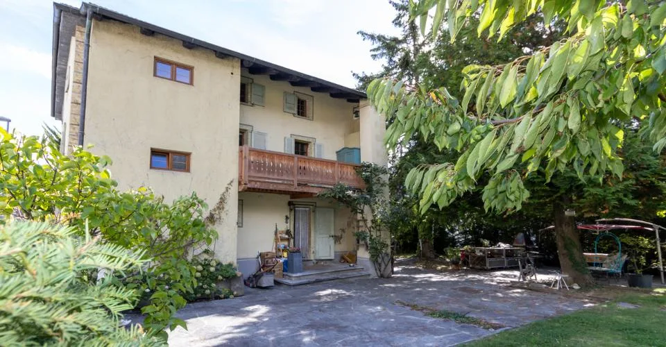 A VENDRE MAISON AVEC CACHET 5.5 PCES A CHAMOSON – Foto 12 von 13