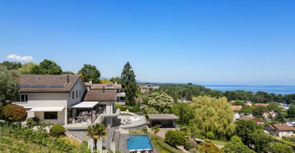 Villa d'exception avec vue spectaculaire sur le Léman – Foto 3 von 11