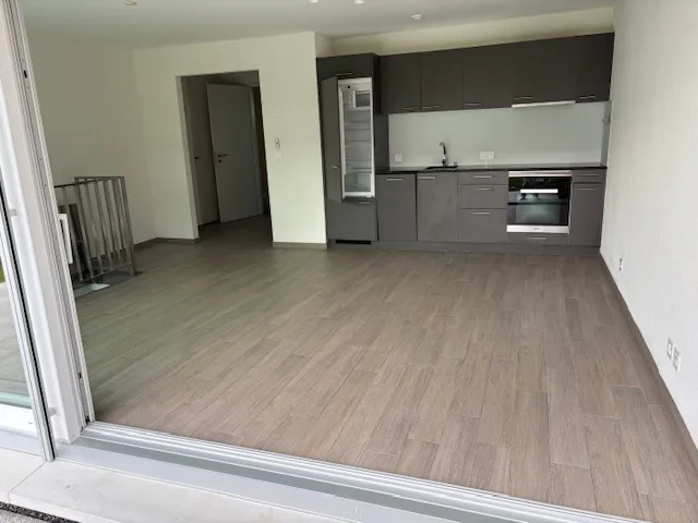 2,5 pièces de plain-pied, jardin et p.p. ext. – Foto 4 von 13