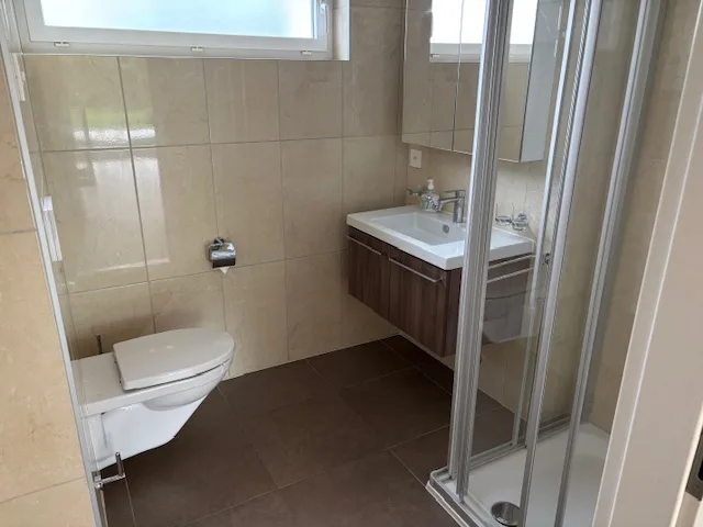 2,5 pièces de plain-pied, jardin et p.p. ext. – Foto 8 von 13