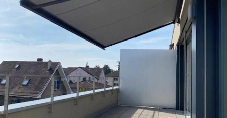 Appartement moderne, 2.5 pièces, centre-ville – Foto 6 von 8