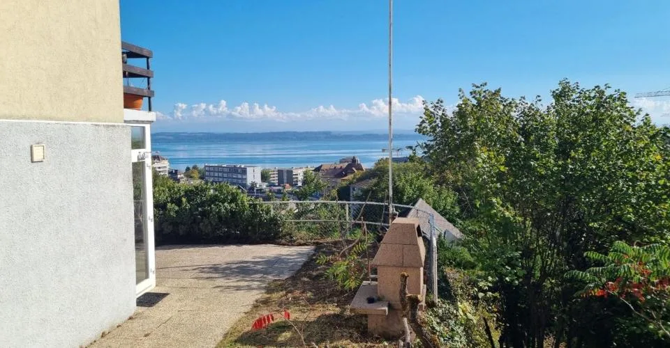 Appartement de 4 pièces au rez-inférieur – Foto 2 von 13