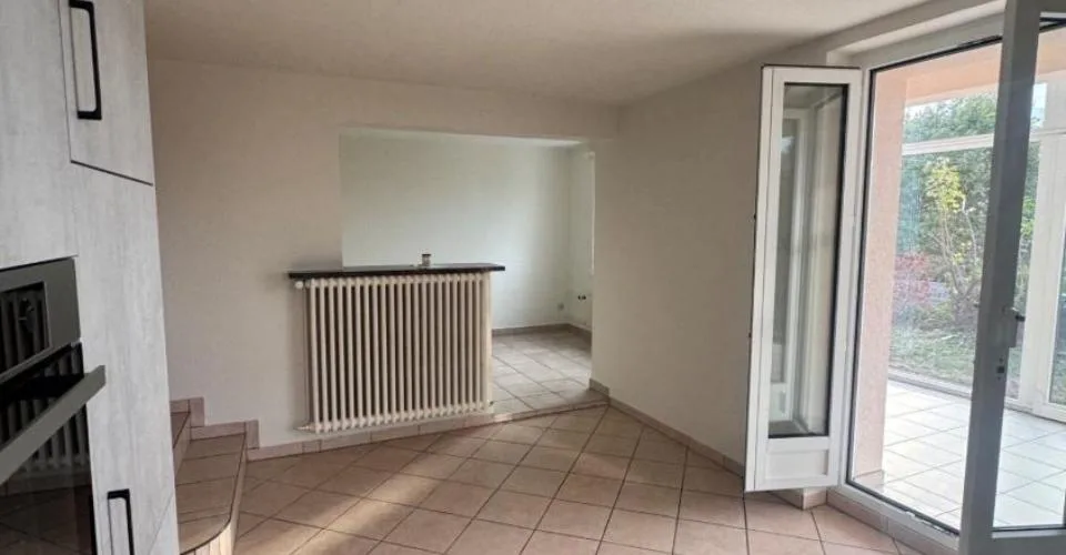 Appartement de 4 pièces au rez-inférieur – Foto 8 von 13