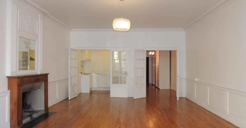 Magnifique appartement de 2.5 pièces Vieille-Ville – foto 3 di 7