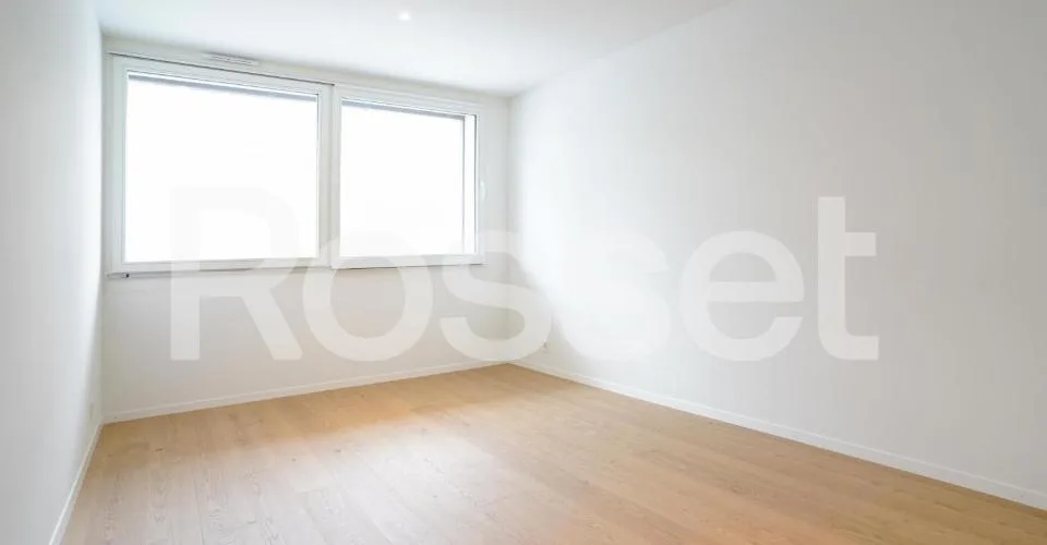 Rare à la location, lumineux appartement au coeur de la ville – photo 5 sur 7