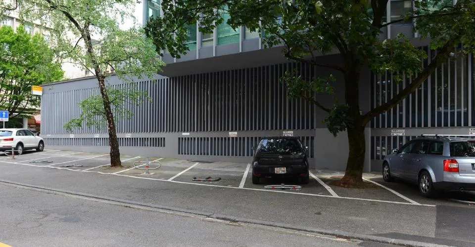 EAUX-VIVES - Rue du XXXI-Décembre 47 - Parking extérieur – Foto 4 von 4