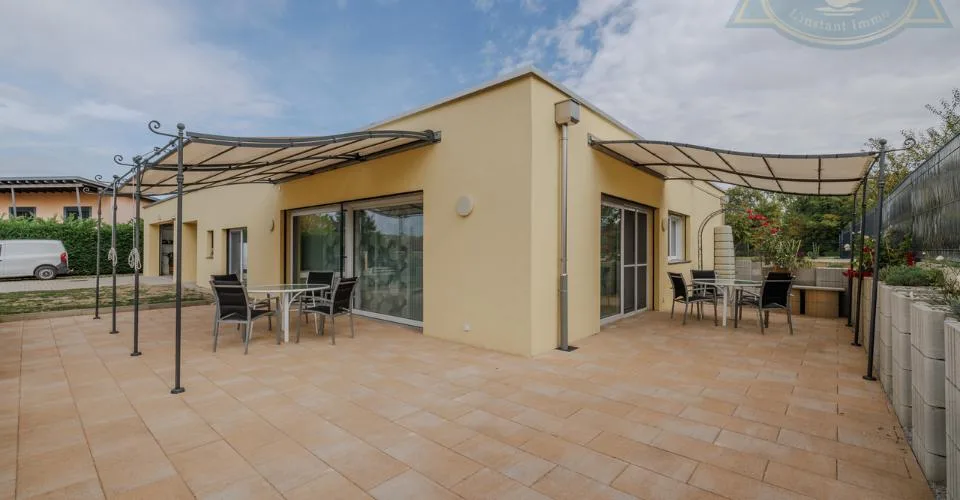 Superbe maison de plain-pied située dans un petit village rural – foto 4 di 13