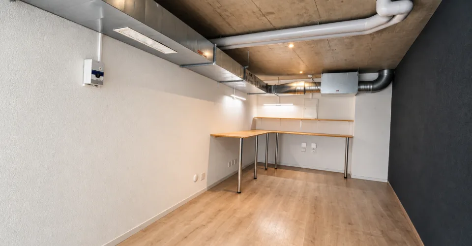 Geräumiger Gewerberaum im Stadtzentrum von Monthey – Foto 4 von 6