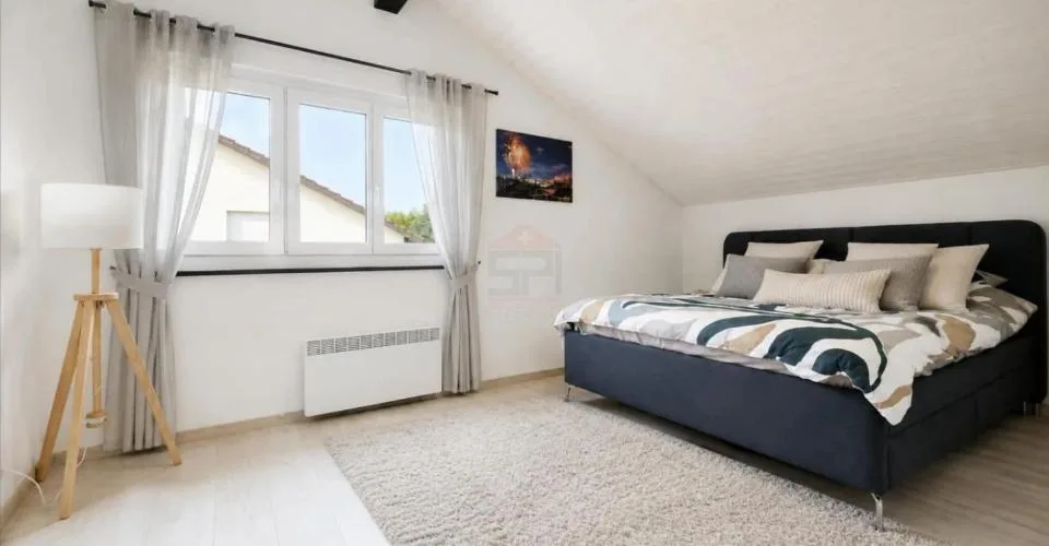 Duplex mit 4,5 Zimmern – Eleganz, Licht und Lebensqualität – Foto 13 von 14