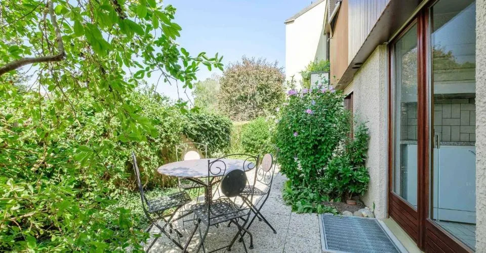 In esclusiva - Affascinante e spaziosa villa familiare a Lully – foto 6 di 23