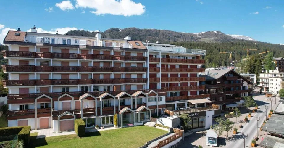 Geräumige 7.5 Zimmerwohnung ideal im Zentrum der Station gelegen – Foto 20 von 20