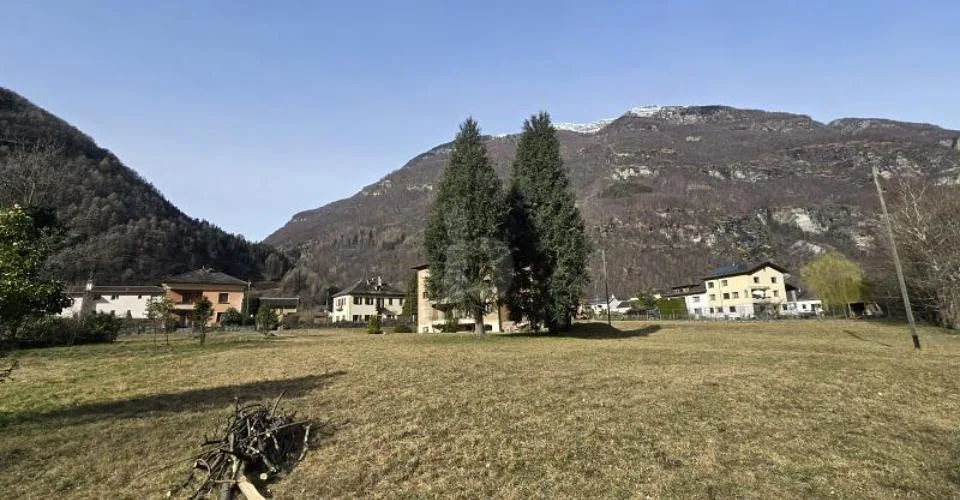 AMPIO E SOLEGGIATO IN POSIZIONE TRANQUILLA – Foto 3 von 5