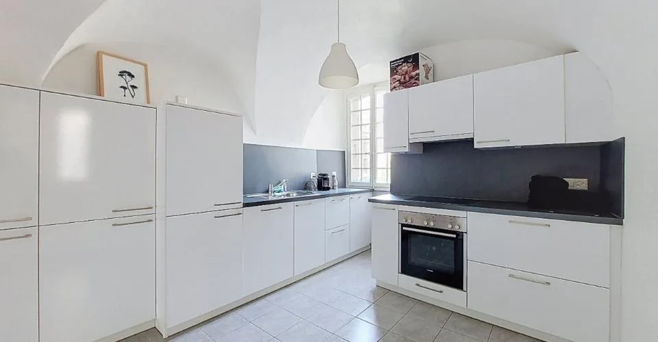 Sion, maison historique au cœur de la vieille ville composé de 5 appartements et 2 bureaux – Foto 13 von 26